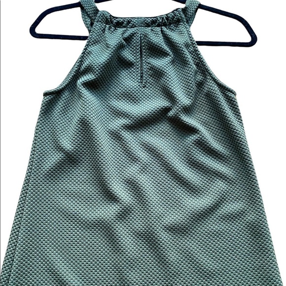 B Skinz Tonal Keyhole Dress.    Perfect to wear with heels or boots!  New w/tag - Picture 2 of 10